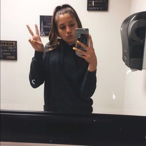 Meet your Posher, Lizzy